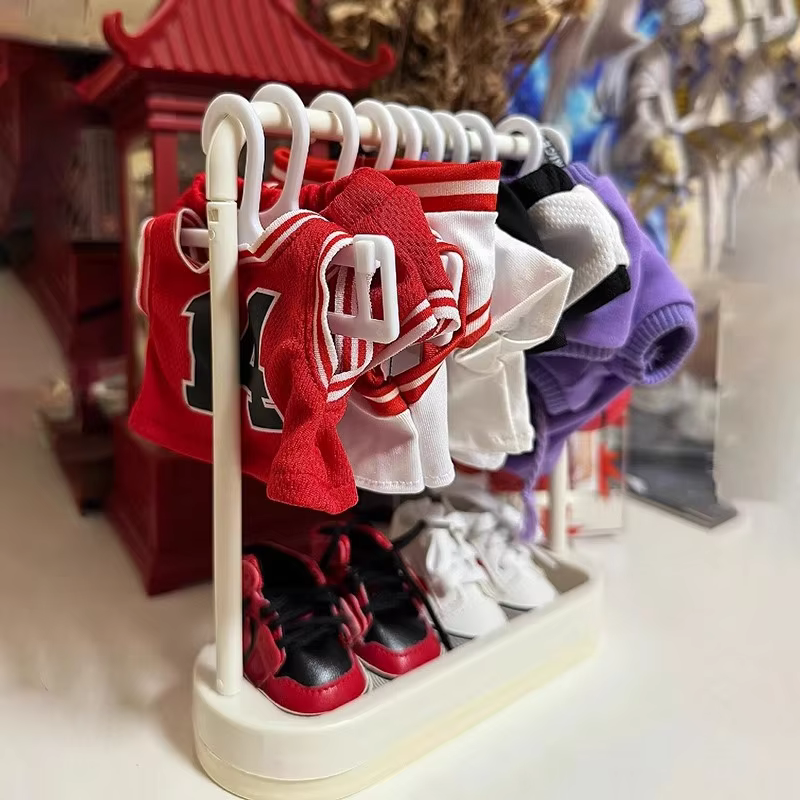With Labubu and Other 17 Cm Dolls Shoe Rack Accessories, this 10 piece set of Labubu Mini Clothesse Hangers Youngsters' Playthings includes Labubu and Other. - Image 5