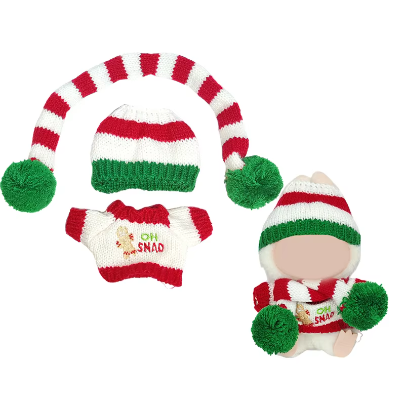 Christmas caps, miniature suits and sweaters, along with keychains from the first and second generation, and even mini labubu clothes. - Image 3