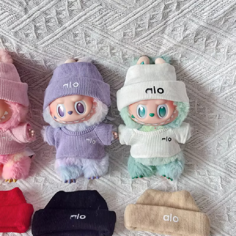 Cute Korea K-Pop EXO 17cm Labrador Macaron blind box sitting party logo knitted set of baby clothes for Labubu Idol Dolls - Image 4