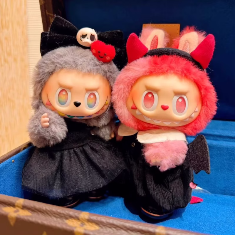 The product includes Doll Labubu, a 17 cm plush, and comes with a Do it Yourself Pajama Headband Monster Outfit for kids. - Image 2